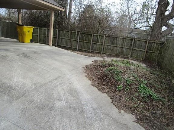 4th image of 1931 Ravier Ln