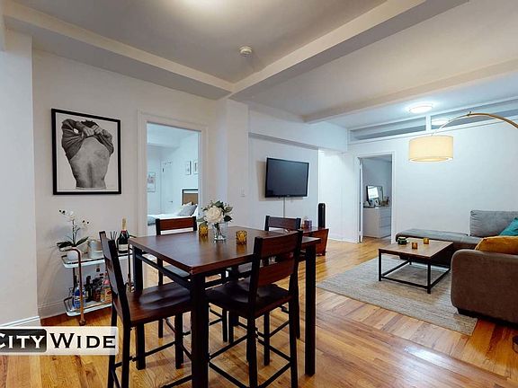 3rd image of 156 E 37th St APT 9B