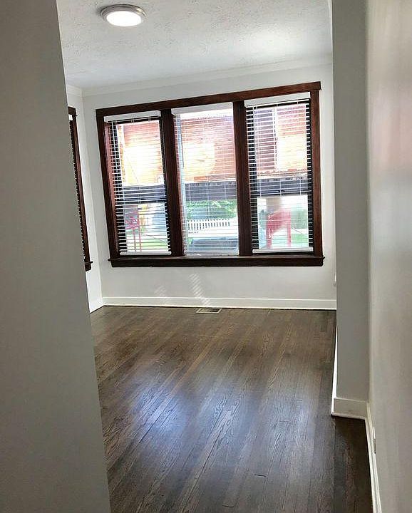 1st image of 2529 W Medill Ave
