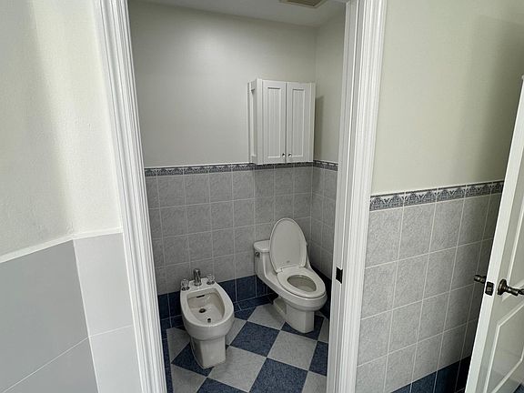 5th image of 16600 SW 91st Ter