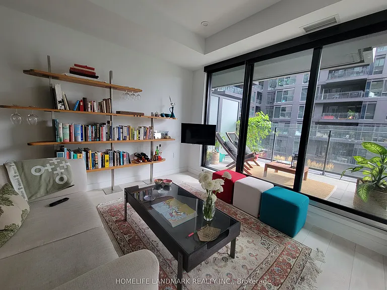 505 Richmond St W #504 — Photo 17