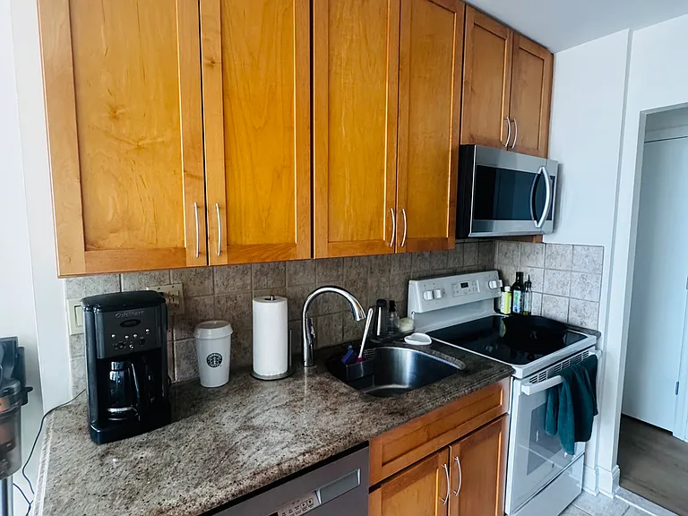 200 Winston Dr #3011 — Photo 8