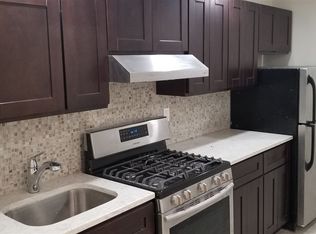 302 Bay 20th St, Brooklyn, NY 11214