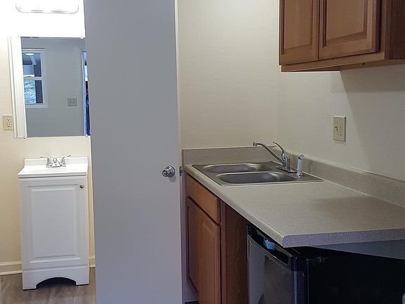 Kitchen to bath