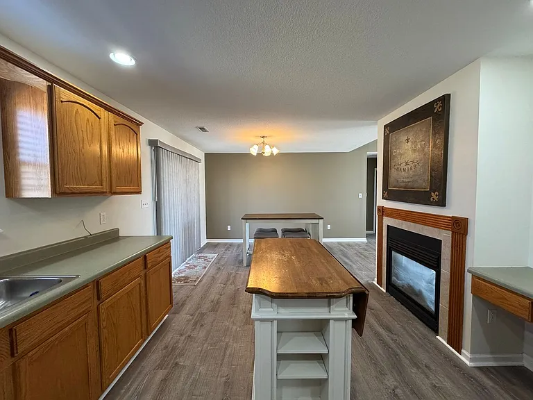 2603 Oakfield Dr — Photo 13