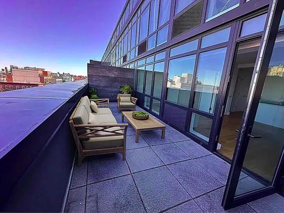 4th image of 504 Myrtle Ave #70D