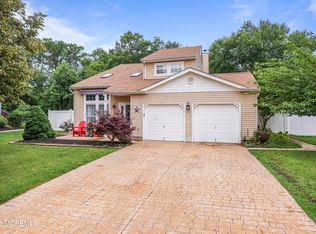 39 Sweet Gum Rd, Howell, NJ 07731