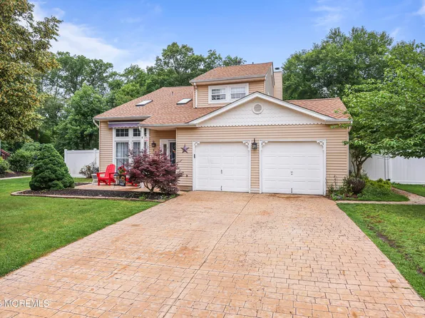 39 Sweet Gum Road, Howell, NJ 07731