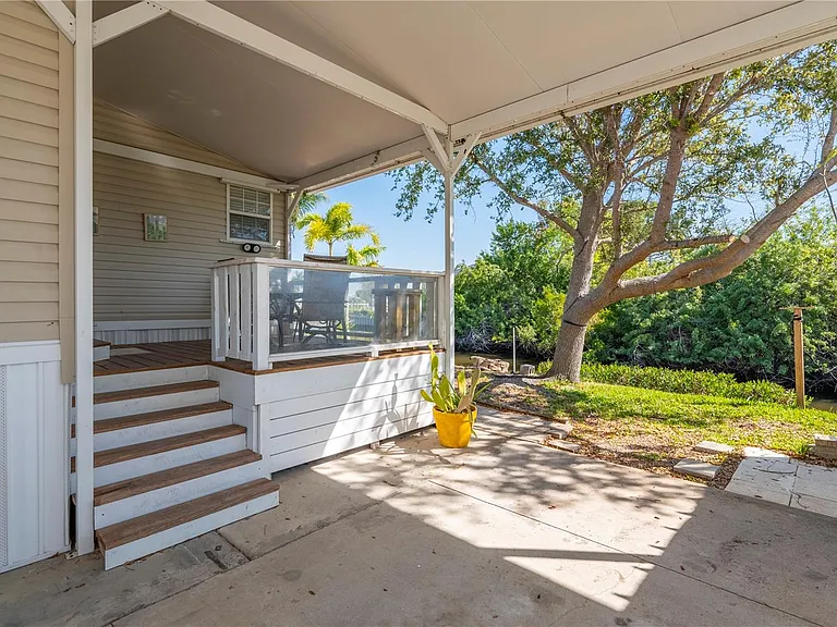 3004 Bamboo Ct — Photo 33