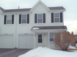 2724 Idaho Rd, Naperville, IL 60564