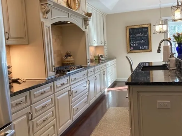 20 Talcott Rd #20, North Easton, MA 02356