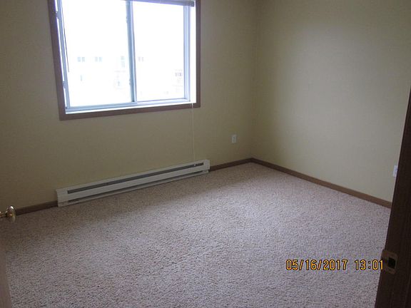 5th image of 3531 13th Ave N