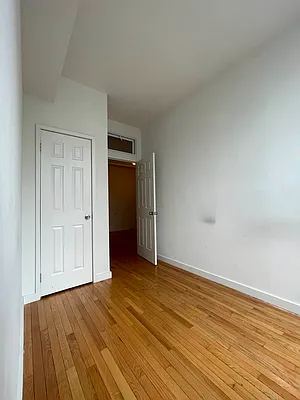 Rented by Kole Group | media 11