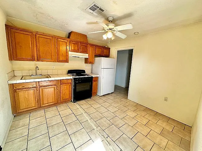 1 bed, $725 — Photo 4