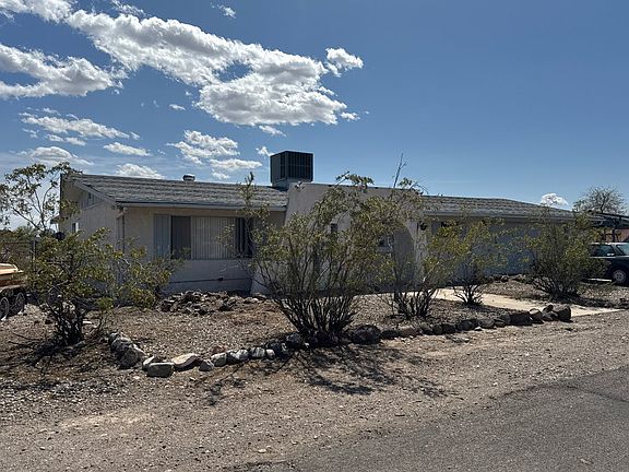 3rd image of 1336 Newberry Dr