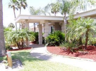 2206 Cape Ann St, Rockport, TX 78382