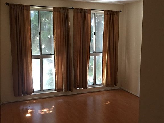 5th image of 6225 Coldwater Canyon Ave Unit 301