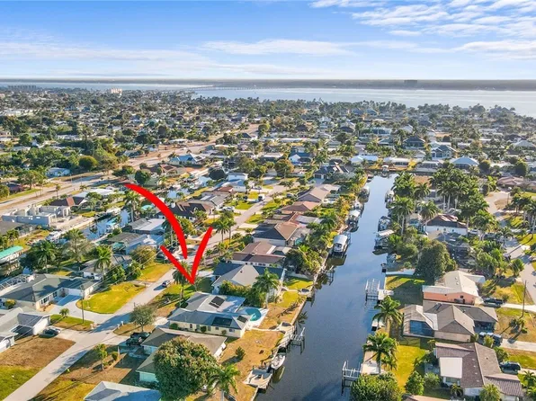 818 Monticello Ct, Cape Coral, FL 33904