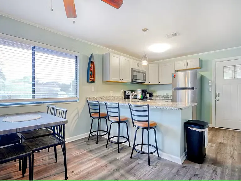 2304 Perrin Dr #A — Photo 8