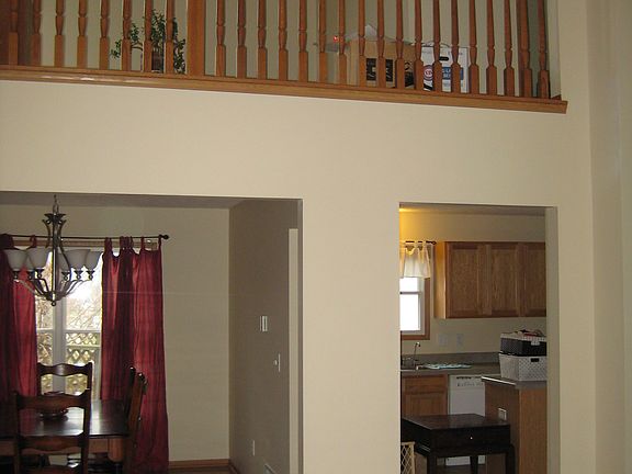 5th image of 1195 Streamview Dr
