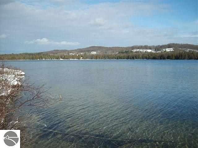 1st image of Clam Lake Rd