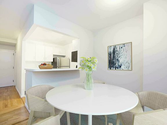 2nd image of 255 W 55th St APT 4B