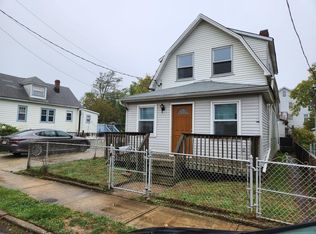 9 Seaview Ave, Keansburg, NJ 07734