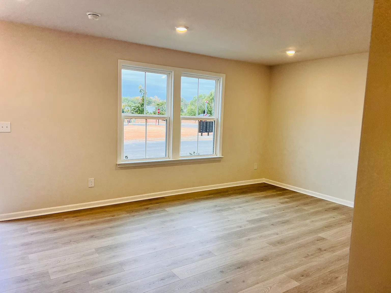 3241 Stelfox St — Photo 3