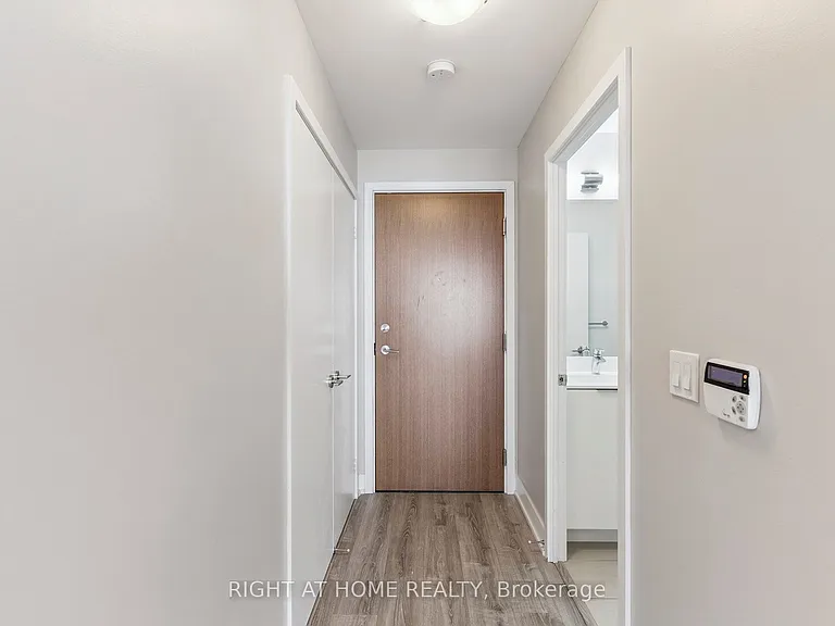 20 Shore Breeze Dr #1409 — Photo 10