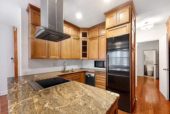 Rented by Compass | media 5