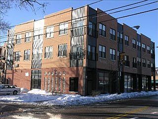2nd image of 7554 N California Ave Unit 305