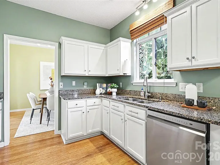14802 Bergerac Ct — Photo 7