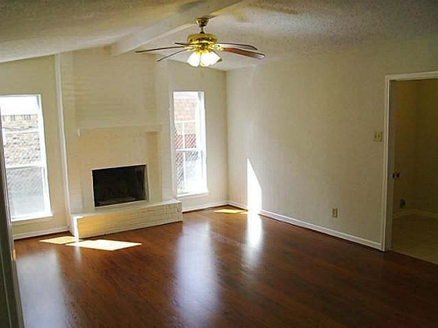1st image of 5233 Daytona Dr
