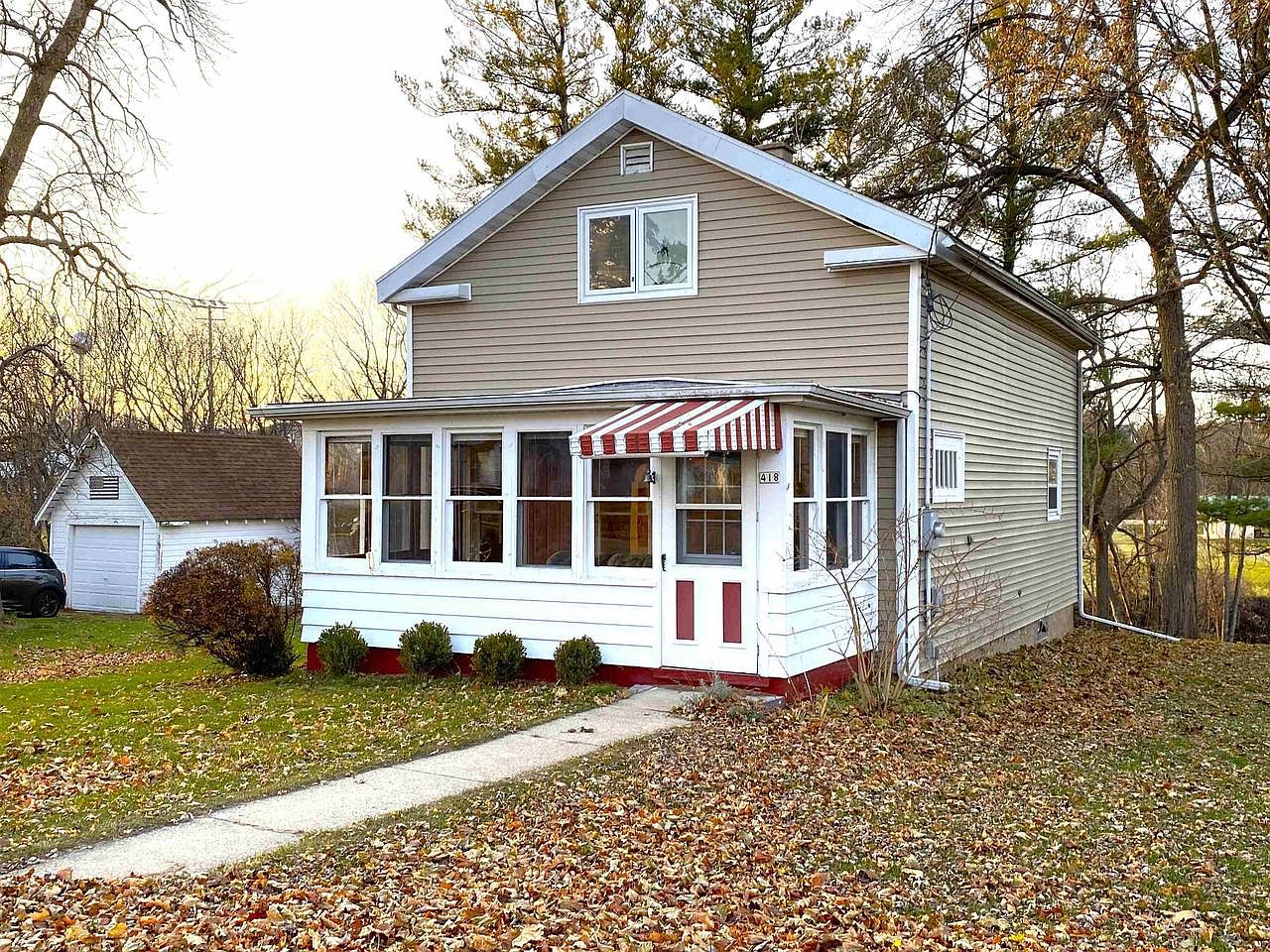 418 North Main Street, Fall River, WI 53932 Zillow