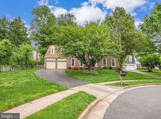 3519 Majestic Pine Ln, Fairfax, VA 22033