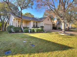 212 Whispering Wind Dr, Georgetown, TX 78633