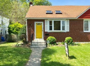 703 Blackstone Ave, Darby, PA 19023