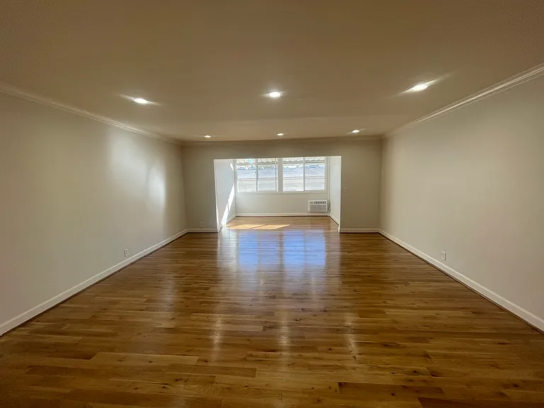 833 S Bedford St #202 — Photo 16