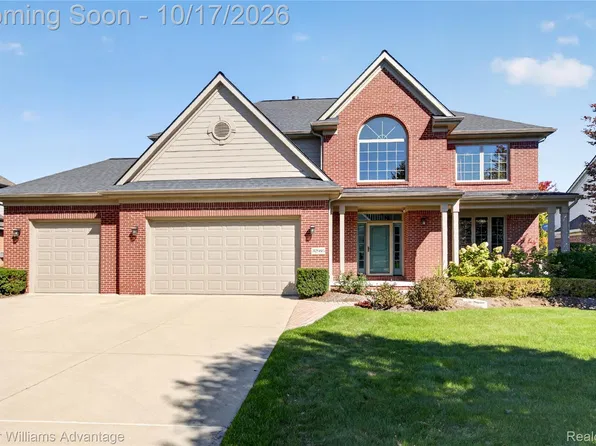 32986 Brookside Ct, Livonia, MI 48152