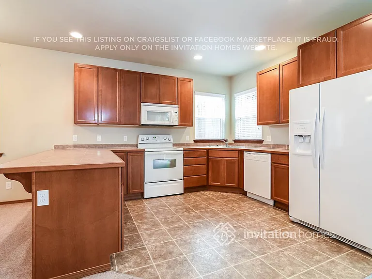 2412 193rd St SW — Photo 8