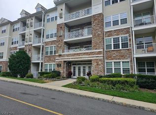 5102 Sanctuary Blvd, Riverdale, NJ 07457