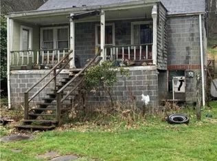 242 Howery Rd, Kegley, WV 24731