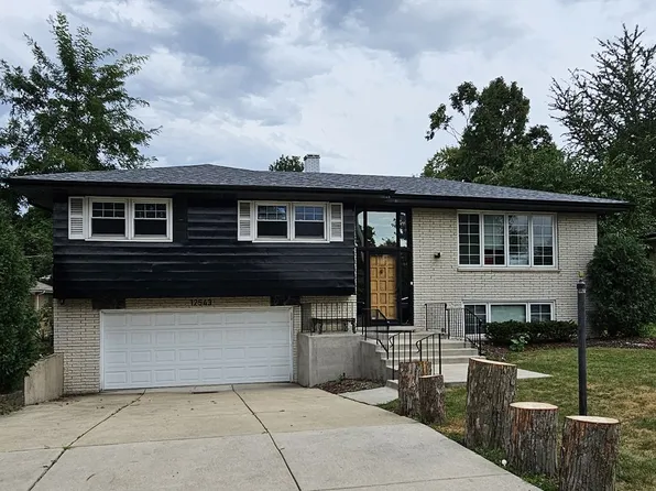 12543 S Menard Ave, Palos Heights, IL 60463