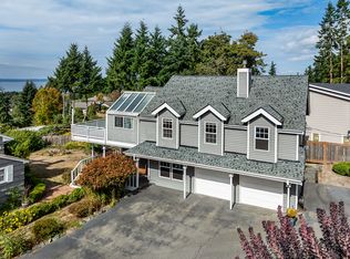 22224 98th Ave W #2, Edmonds, WA 98020