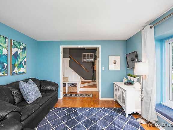 4th image of 4970 Westshire Dr NW