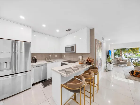 1631 NE 114th St APT 212, Miami, FL 33181