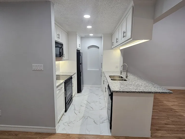 6601 Sands Point Dr #61 — Photo 7