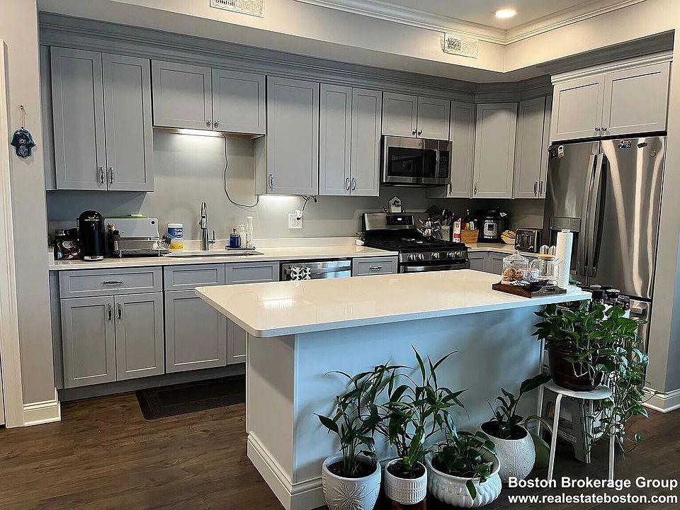 1st image of 862 Washington St #2G