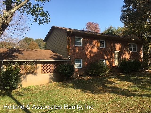 1st image of 211 Knollwood Dr