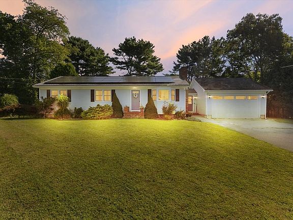 2nd image of 16 Green Meadow Dr